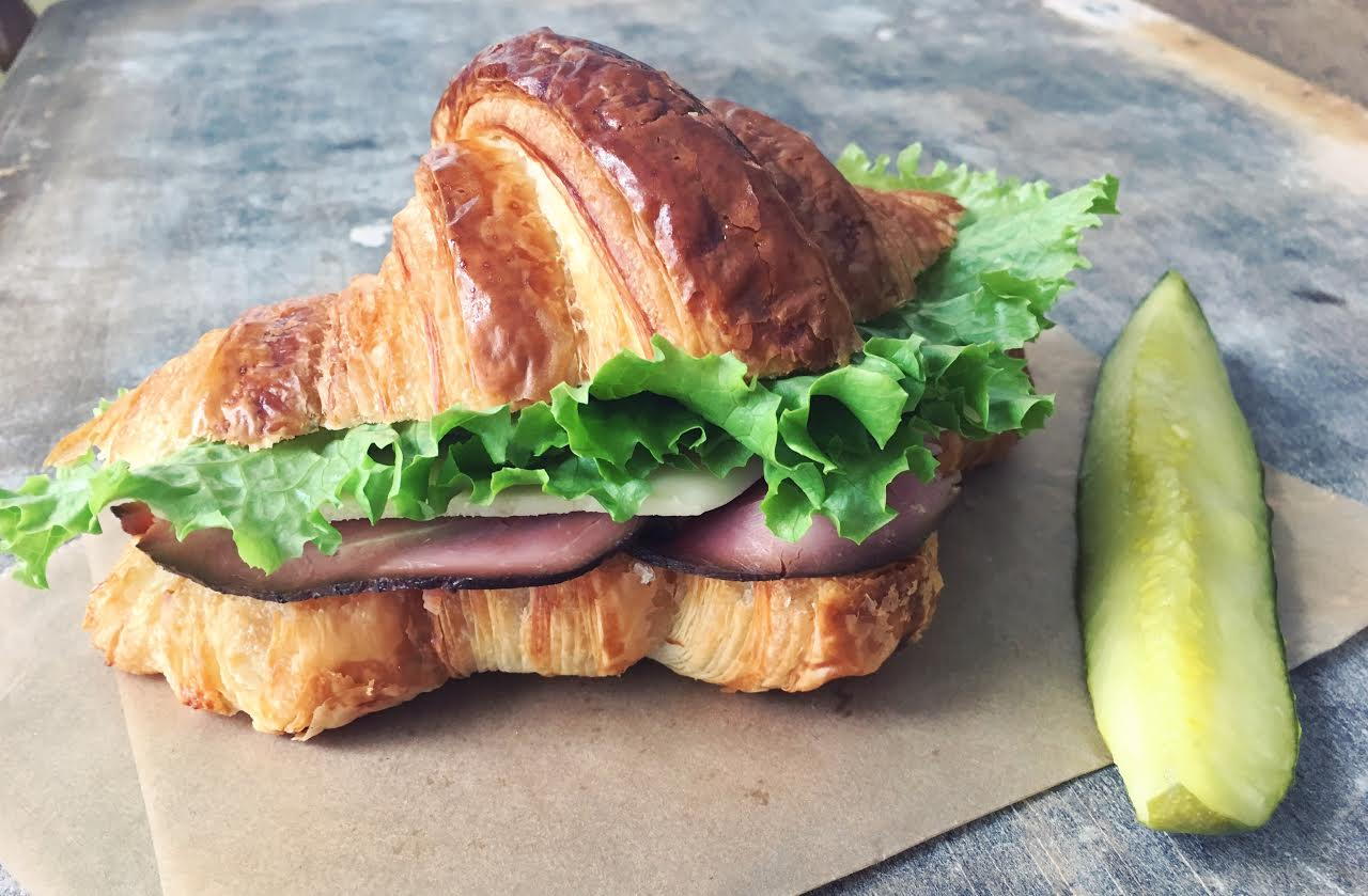 ham-cheese-croissant